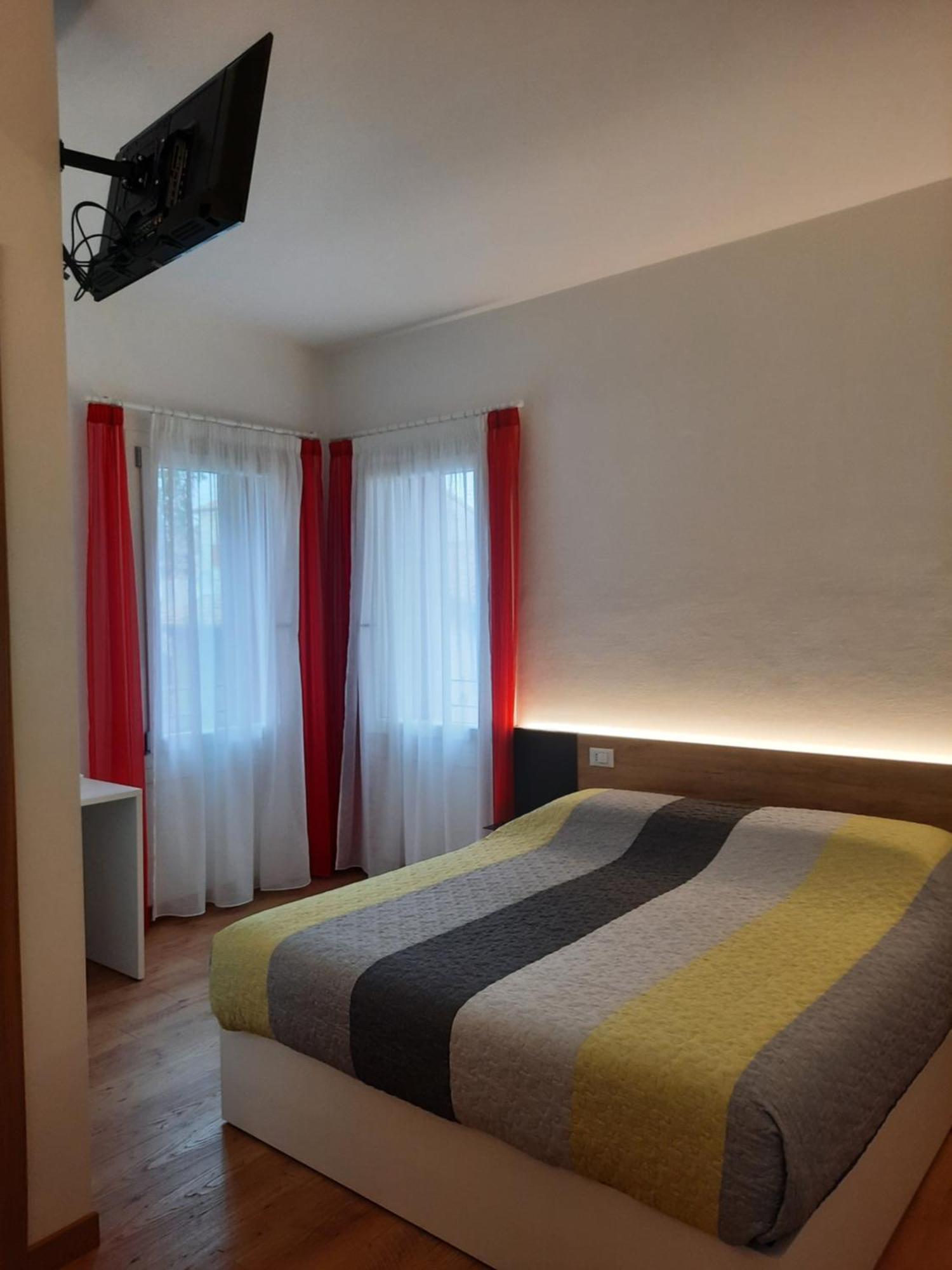 Villasveva Sernaglia della Battaglia Esterno foto